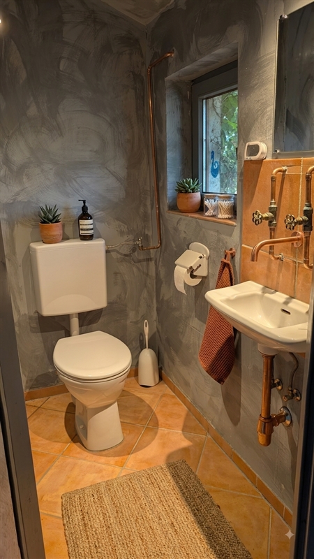 ASS17 Gesch�ft Toilette